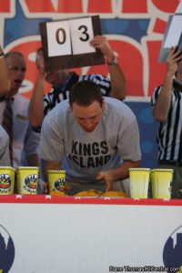 Major League Eating at Kings Island, Labor Day 2008 — photo 22 of 59