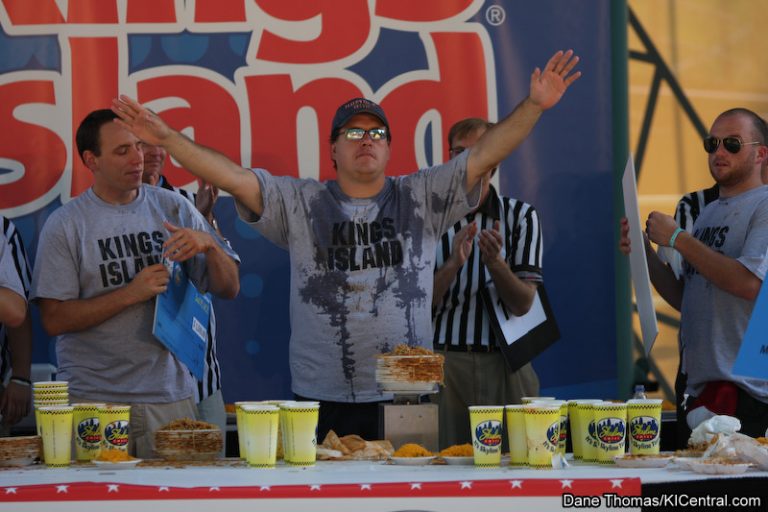 Major League Eating at Kings Island, Labor Day 2008 — photo 55 of 59