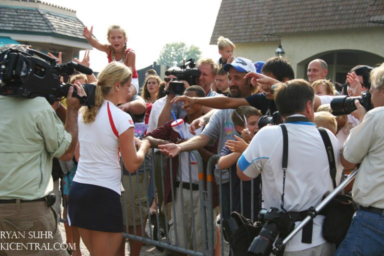 Kim Clijsters and Elena Dementieva play a tennis "match" inside the royal fountain to promote the upcoming Sony Ericsson WTA Tour.  2009