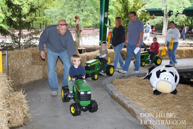 Riding the tractor through Shaferville at Howl-o-Fest 2009
