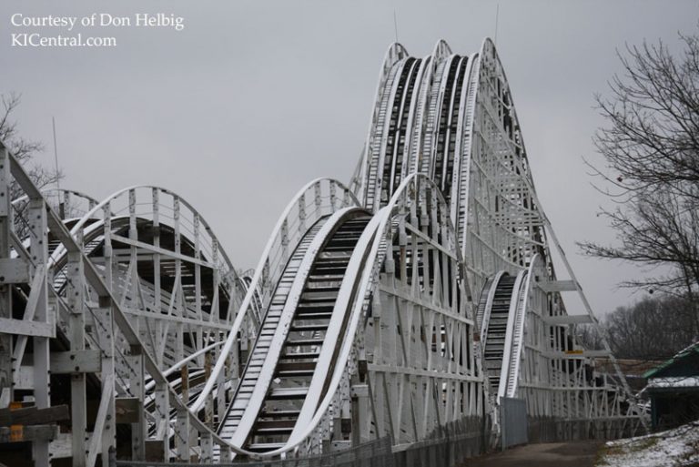 Kings Island's Legendary Racer Covered in Snow in December 2009