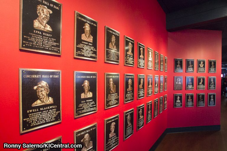 Reds Hall of Fame Diner Preview — photo 41 of 47