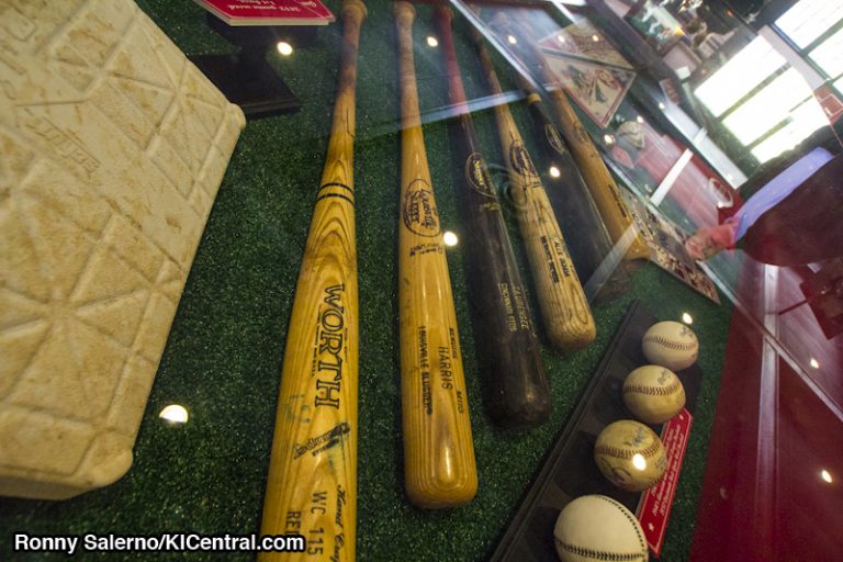 Reds Hall of Fame Diner Preview — photo 43 of 47