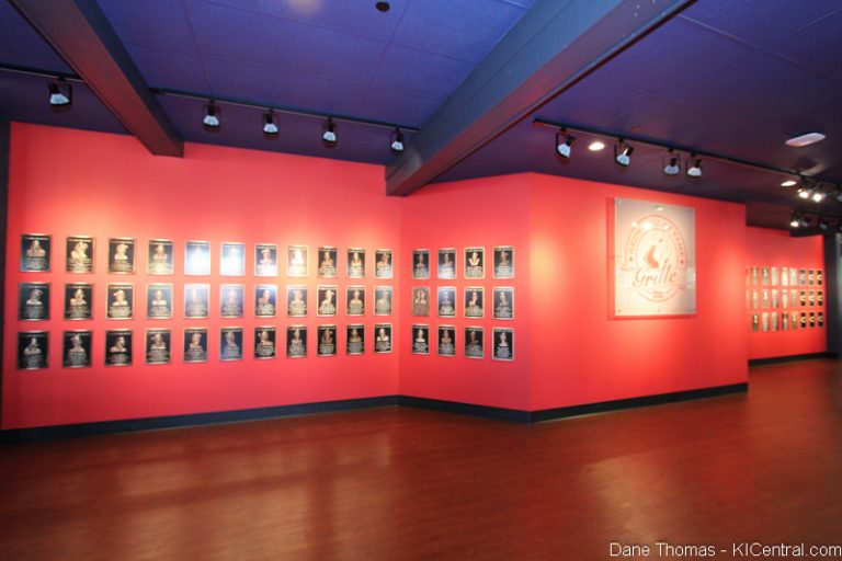 Reds Hall of Fame Diner Preview — photo 5 of 47