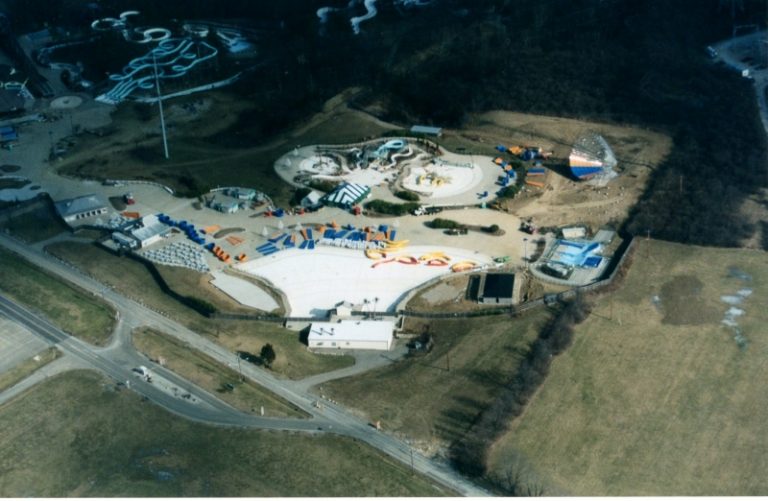 Boomerang Bay Construction Winter 03 — photo 4 of 4