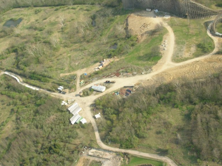 Flyover April 13, 2006 — photo 10 of 111