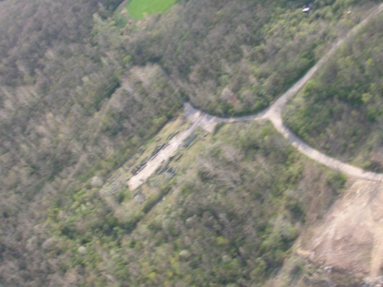 Flyover April 13, 2006 — photo 13 of 111