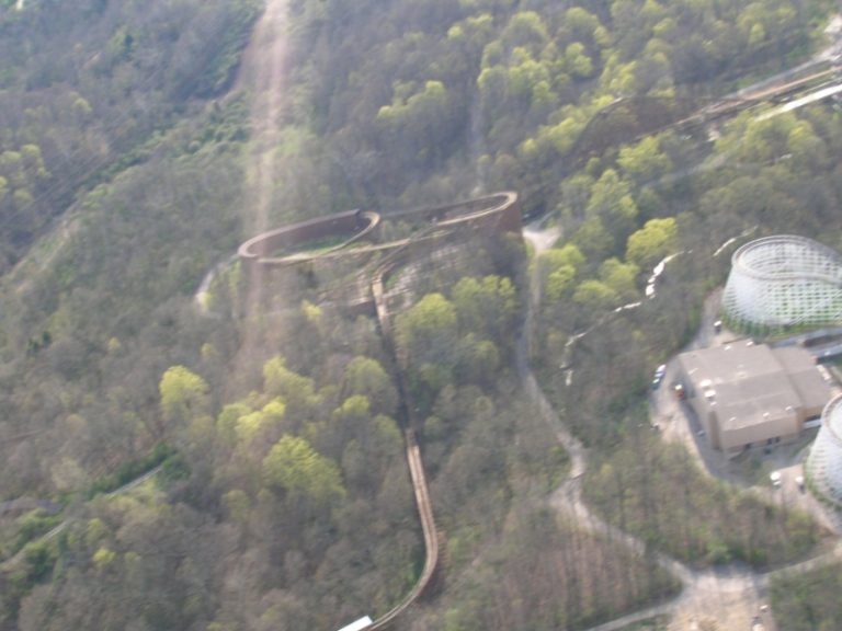 Flyover April 13, 2006 — photo 16 of 111