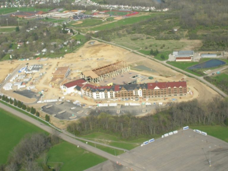 Flyover April 13, 2006 — photo 24 of 111