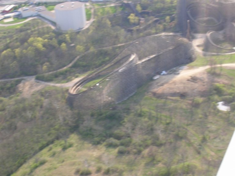 Flyover April 13, 2006 — photo 31 of 111