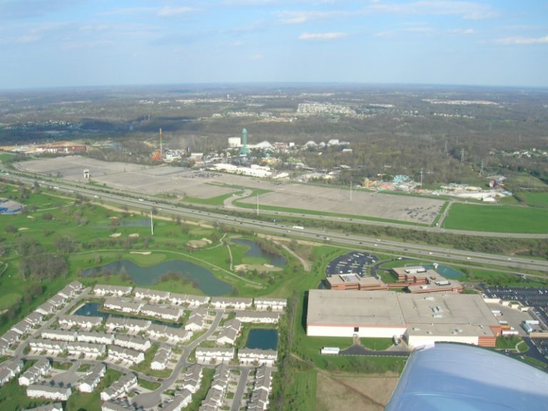Flyover April 13, 2006 — photo 90 of 111