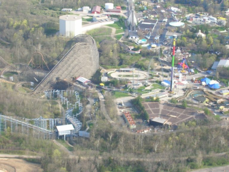 Flyover April 13, 2006 — photo 94 of 111