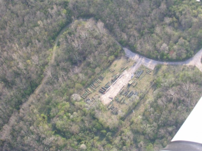 Flyover April 13, 2006 — photo 101 of 111