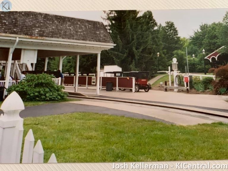 Antique Cars — photo 10 of 24