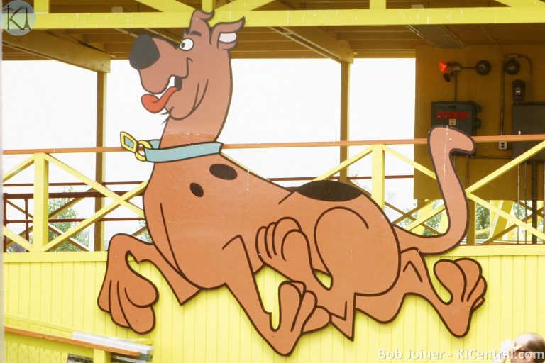 056 SCOOBY