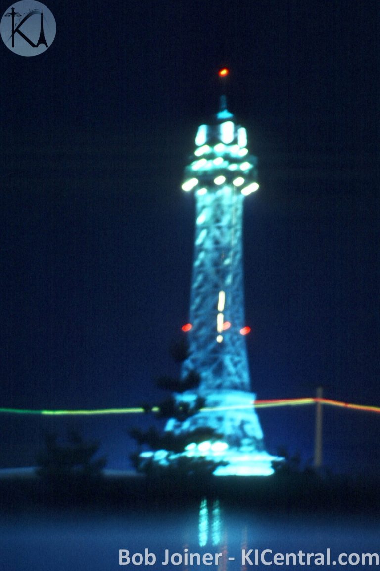 084 TOWER FROM THE CAR ROOF