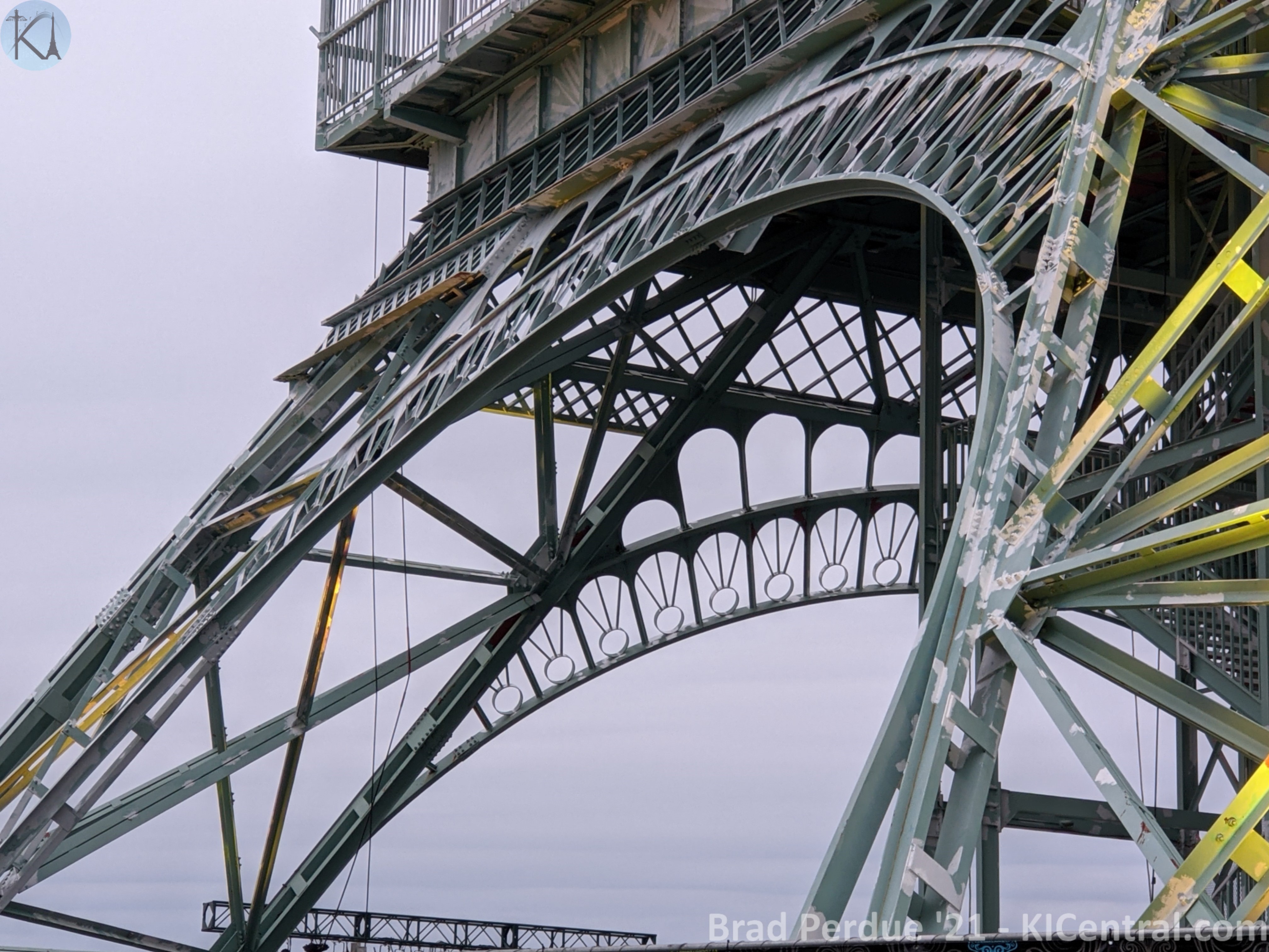 Eiffel Tower Repaint 2021 Kings Island Central