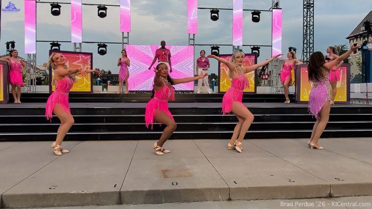 PXL_20260607_000630550.mp4.00_00_22_10.Still002